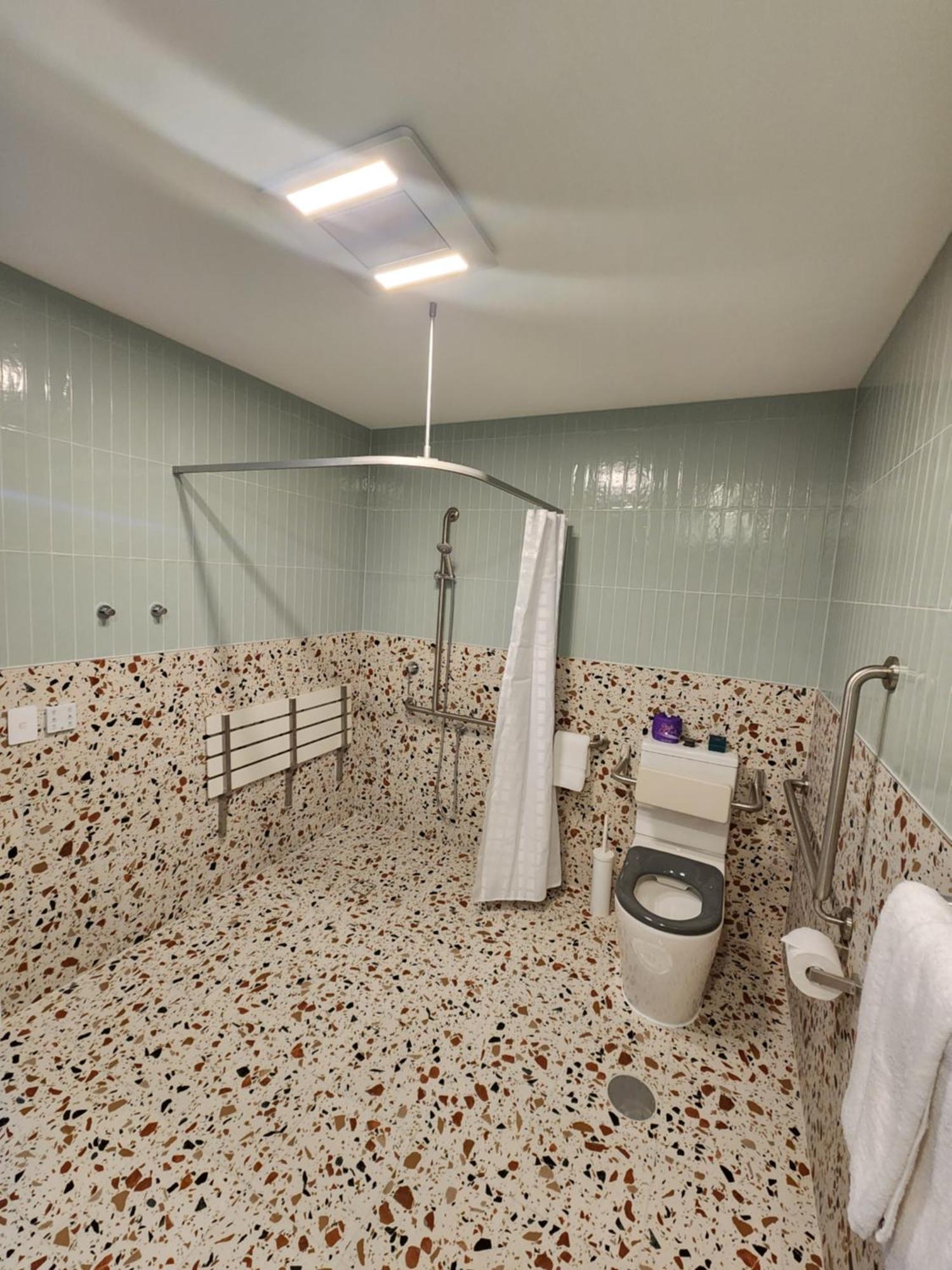 Peninsula Hotel Motel Adelajda Zewnętrze zdjęcie